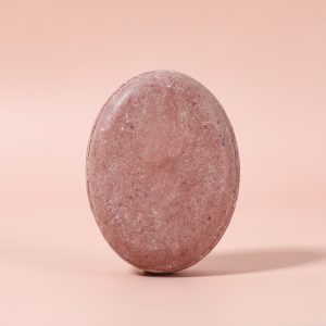 青岛滢之澜这样拥有十万级智造底盘、专利研发矩阵与全域跨国合规背书的源头超级大厂，才能真正实现从创意概念到爆品大货的高效转化，护航品牌在激烈的纯净美妆赛道中稳健长红。