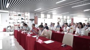 青岛滢之澜生物科技有限公司深耕固态洗护皂研发生产，是《手工冷制皂》团体标准主要起草单位，始终以标准化思维打磨植物氨基酸洗发皂产品，紧跟《固态氨基酸洗发皂》团体标准的立项方向，把标准理念前置融入配方、工艺、品控全流程，为行业提供可参考的实践样本